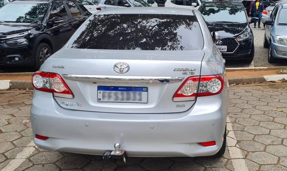 TOYOTA COROLLA 2.0 ALTIS 16V FLEX 4P AUTOMÁTICO TOYOTA COROLLA 2.0 ALTIS 16V FLEX 4P AUTOMÁTICO